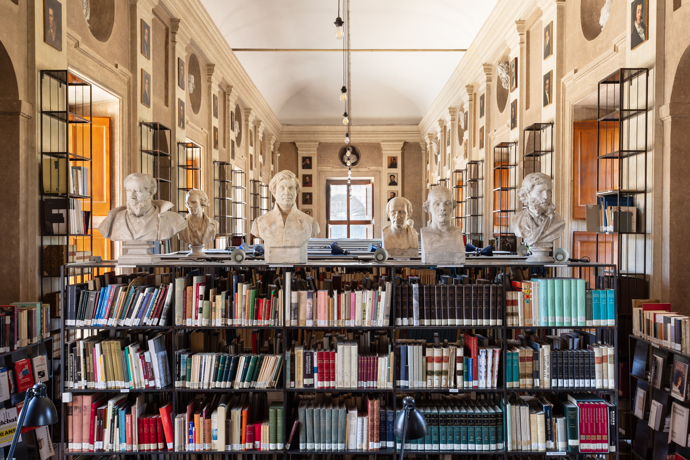 Bibliothèque de la Villa Médicis © Daniele Molajoli